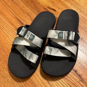 Chaco Chillo slides
